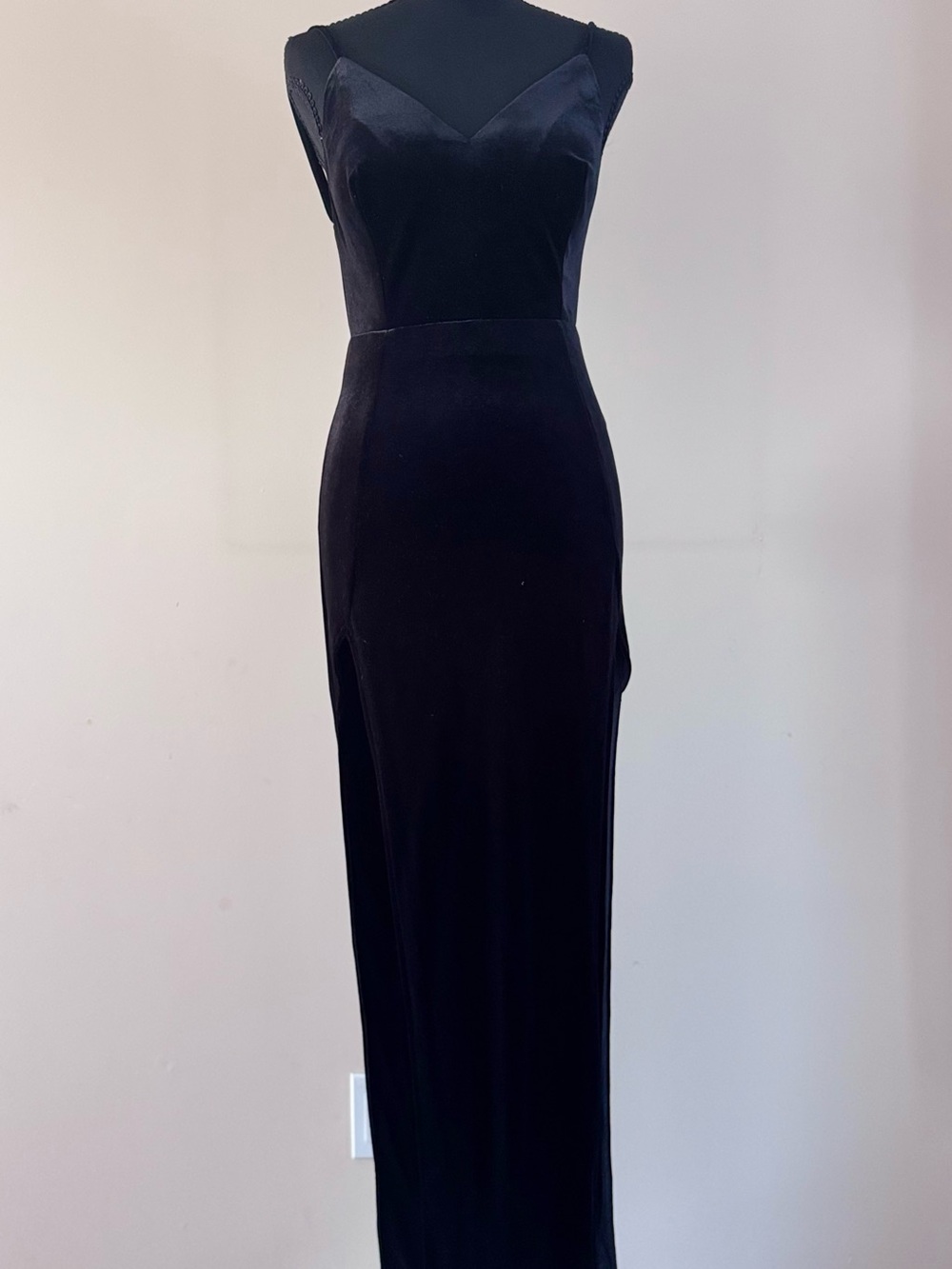 Windsor Black Satin-Trim Backless Cinched 
Maxi Dress